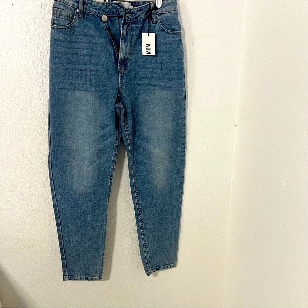Refuge Denim “High Rise MOM” Jeans Size 5 Light Wash NWT Business Casual